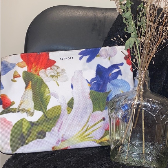 COPY - Sephora purse or makeup bag 💜 - Picture 3 of 8